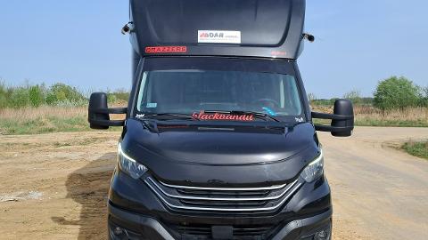 Iveco Daily 35S18 (175KM) -  117 118  PLN, 2022 - Komorniki - wyprzedaż | Autoria.pl