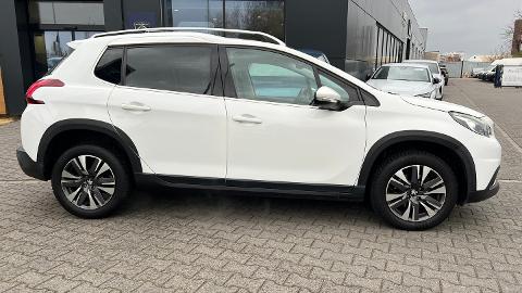 Peugeot 2008 1.2 Pure Tech Allure S&S EAT6 (110KM) - 37 900  PLN, 2016 - Ostrów Wielkopolski - wyprzedaż | Autoria.pl