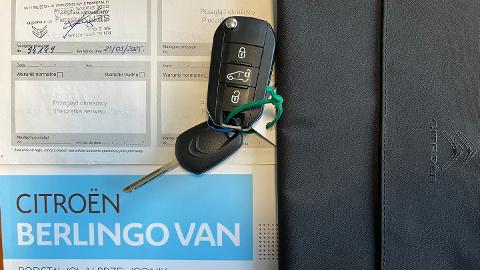 Citroën Berlingo VAN (130KM) - 56 830  PLN, 2020 - Ostrów Wielkopolski - wyprzedaż | Autoria.pl