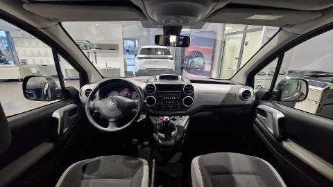 Citroën Berlingo M 1.2 PureTech Feel S&S (110KM) - 39 900  PLN, 2016 - Ostrów Wielkopolski - wyprzedaż | Autoria.pl