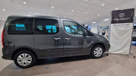 Citroën Berlingo M 1.2 PureTech Feel S&S (110KM) - 39 900  PLN, 2016 - Ostrów Wielkopolski - wyprzedaż | Autoria.pl